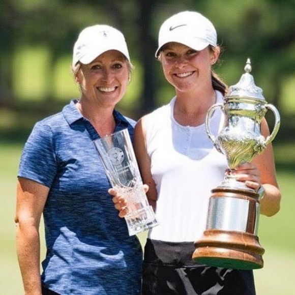 Meet your Posher, Lora - Picture 1 of 1